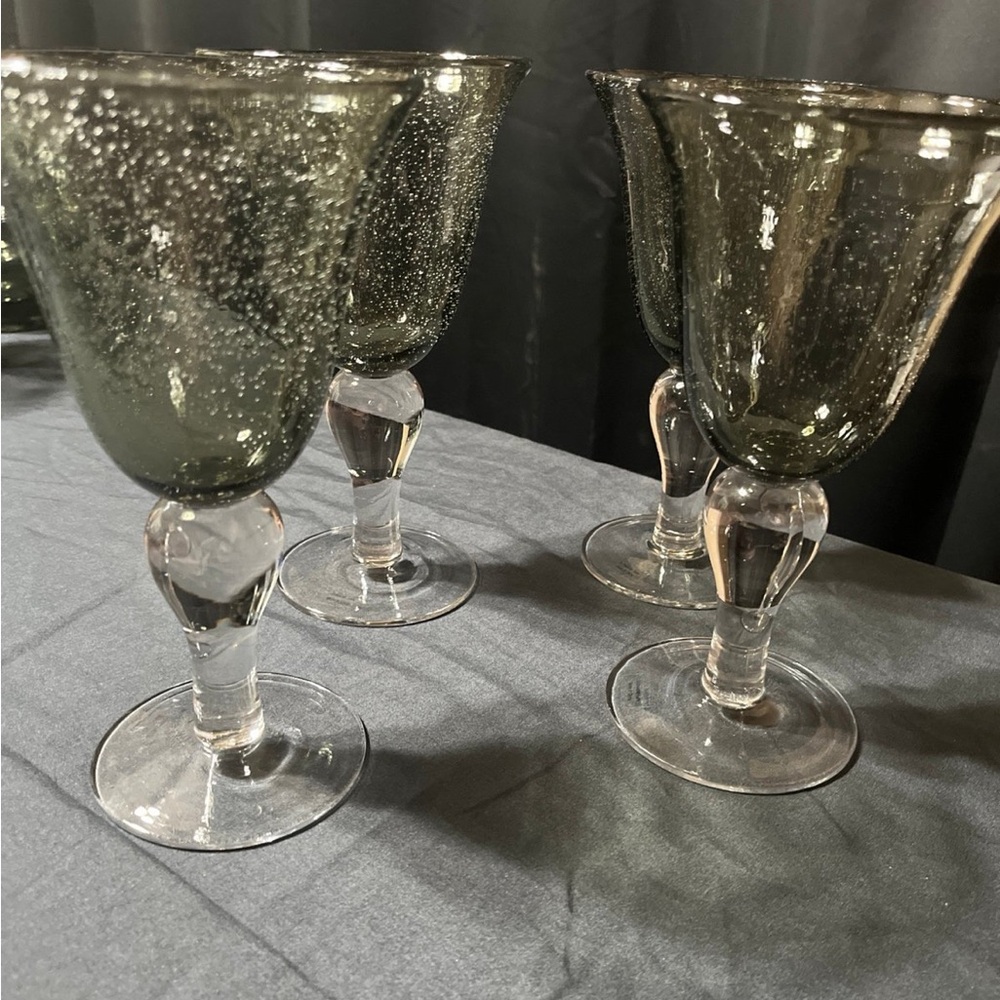 Artland Seeded Bubble Wine/Water Goblets